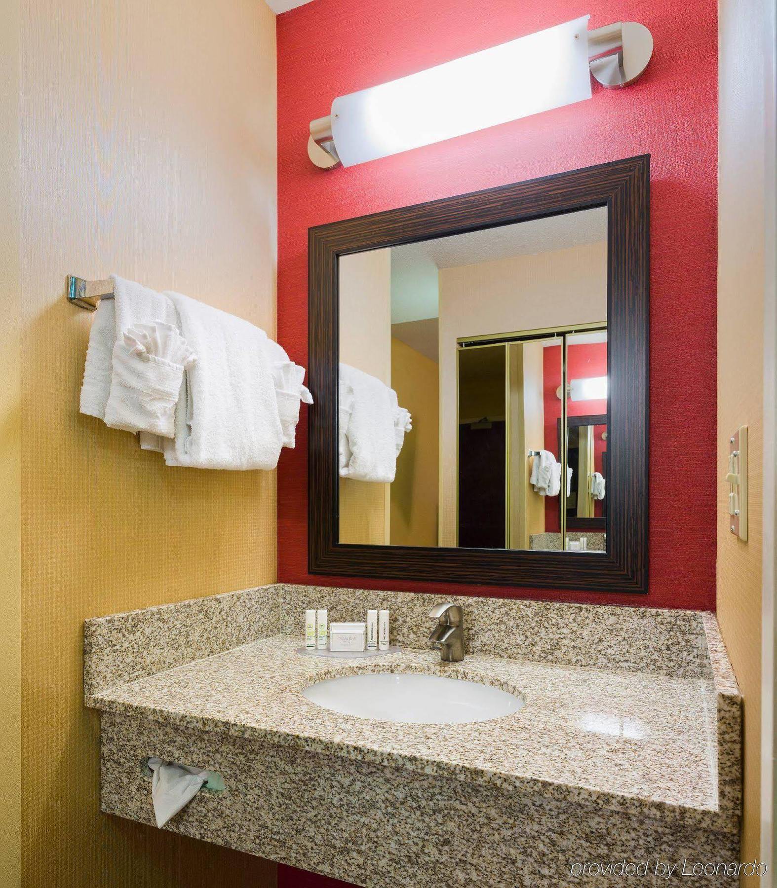 Courtyard Brandywine 3*